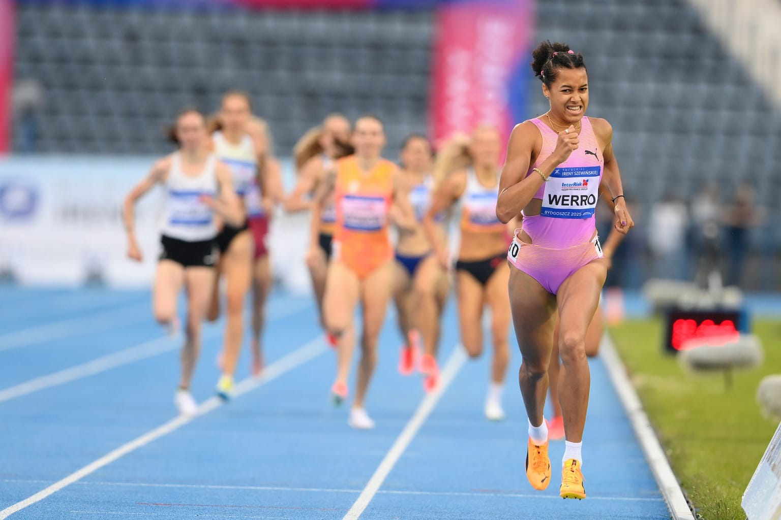 Werro, Broeders-Bol and Lyles among stars in Ostrava:

An 800m clash starring Audrey Werro and Femke Broeders-Bol plus an attack on the world 150m best are among the expected highlights of the Ostrava Golden Spike
