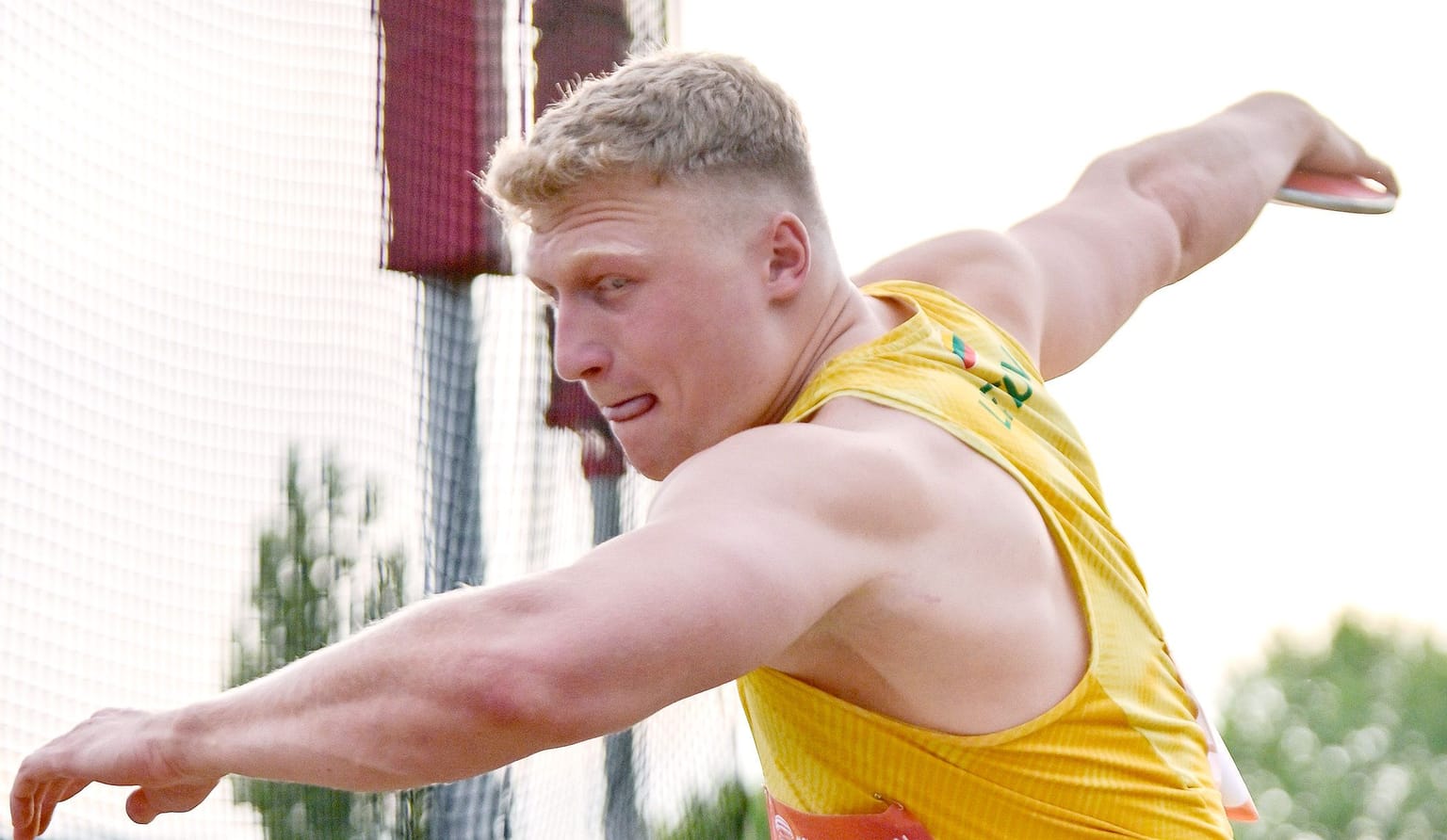 Alekna and Díaz excel at national championships:

World record-holder Mykolas Alekna produced the standout performance during a busy weekend of national championships