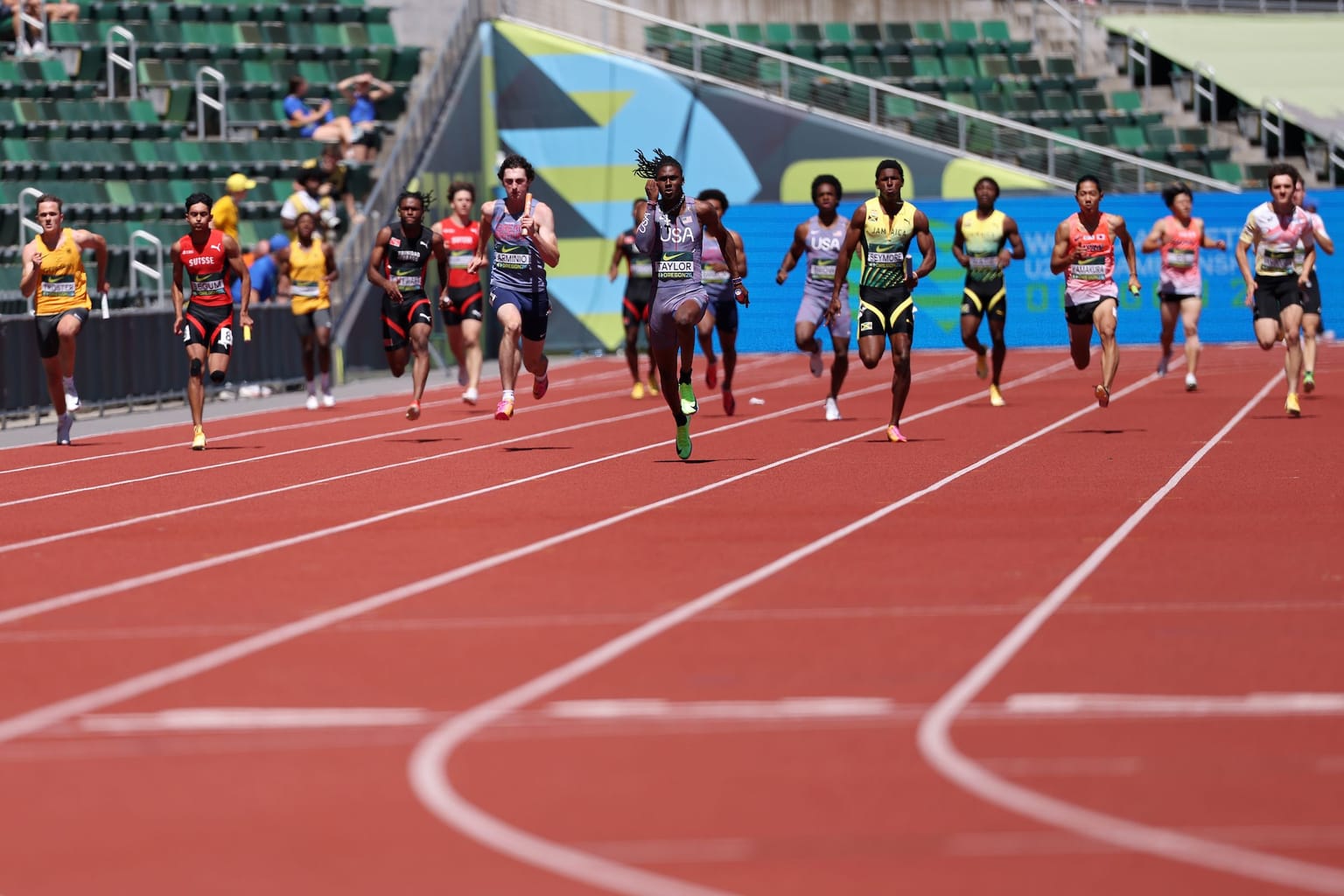 Taylor anchors USA to world U20 4x100m record in Oregon:

USA stormed to a world U20 record of 38.16* to get 4x100m gold on the final day of the World Athletics U20 Championships Oregon 26