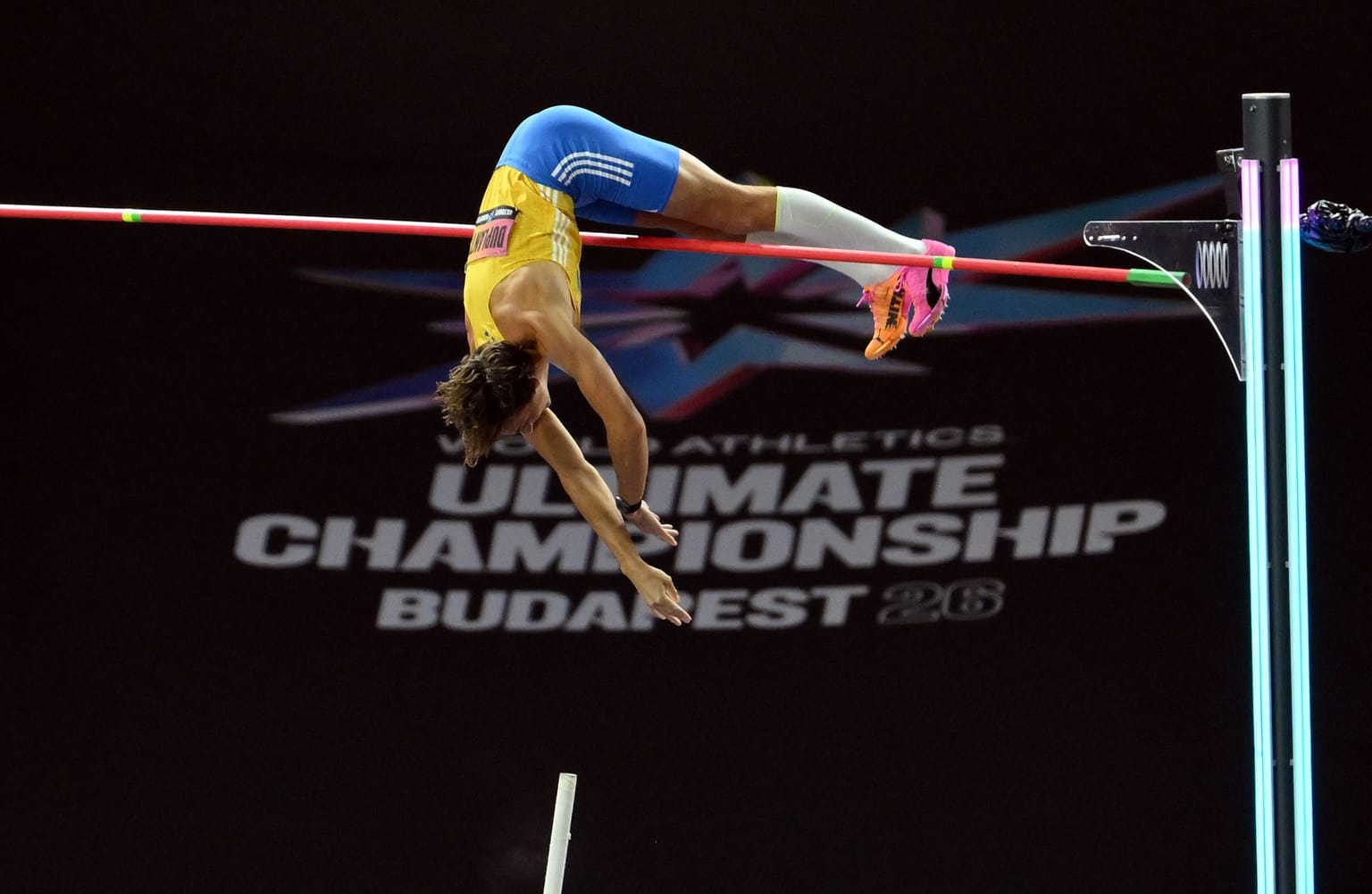 Duplantis remains pole vault king with Ultimate win in Budapest:

Mondo Duplantis cleared 6.20m to add another pole vault title to his remarkable collection at the World Athletics Ultimate Championship Budapest 26