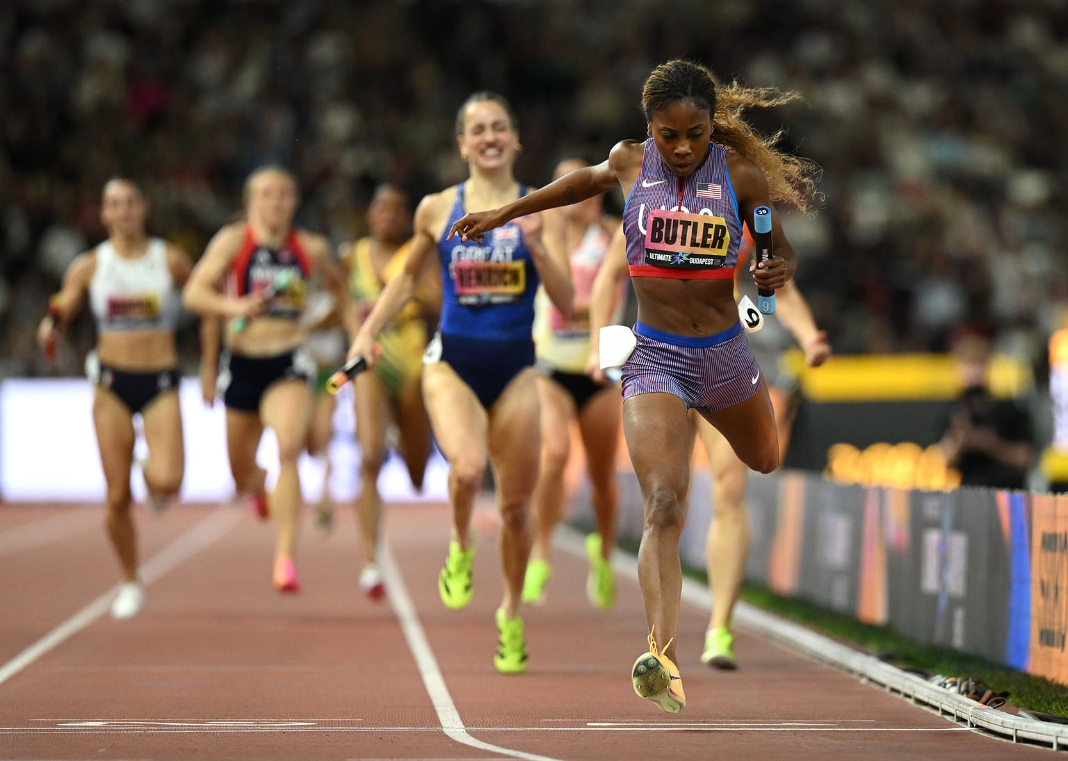 USA asserts relay dominance with Ultimate mixed 4x400m victory in Budapest:

Coverage of the mixed 4x400m at the World Athletics Ultimate Championship Budapest 26