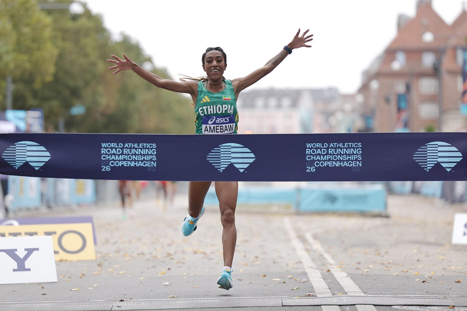 Amebaw adds world 5km crown to Ultimate win in Copenhagen:

Likina Amebaw added another global title to her collection just six days on from claiming the Ultimate 5000m crown, securing a dominant 5km victory at the World Athletics Road Running Championships Copenhagen 26