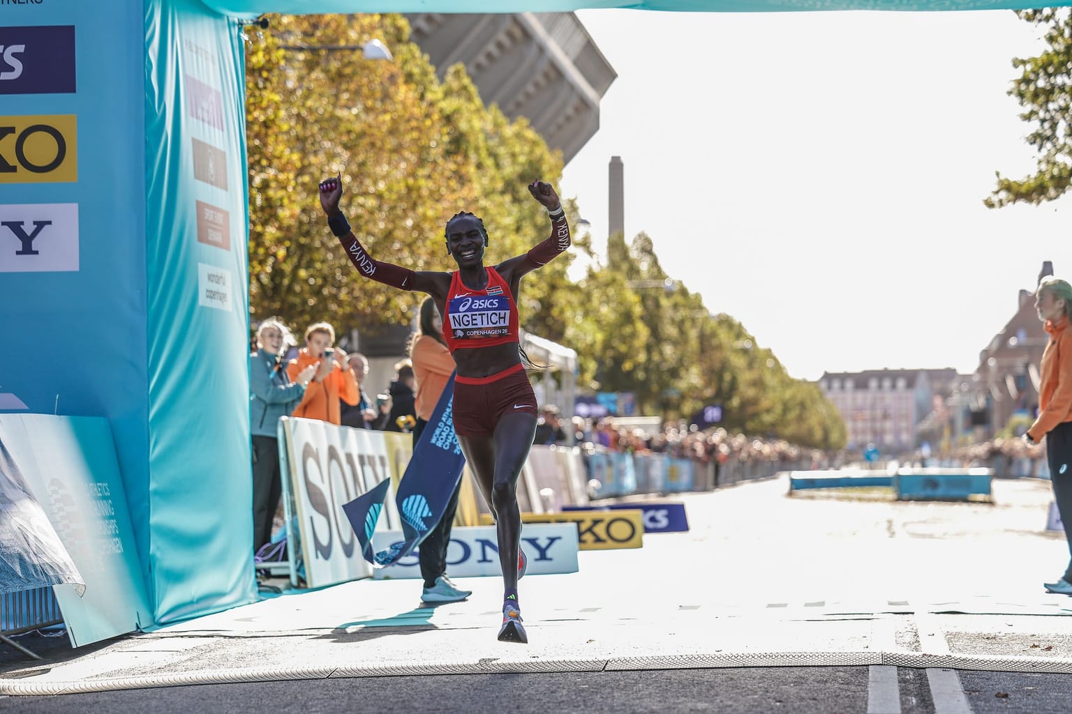 Ngetich breaks women-only world half marathon record at World Road Running Championships in Copenhagen:

Kenya’s Agnes Ngetich stormed to a women-only world half marathon record of 1:05:15* to win her second global title of the year at the World Athletics Road Running Championships Copenhagen 26