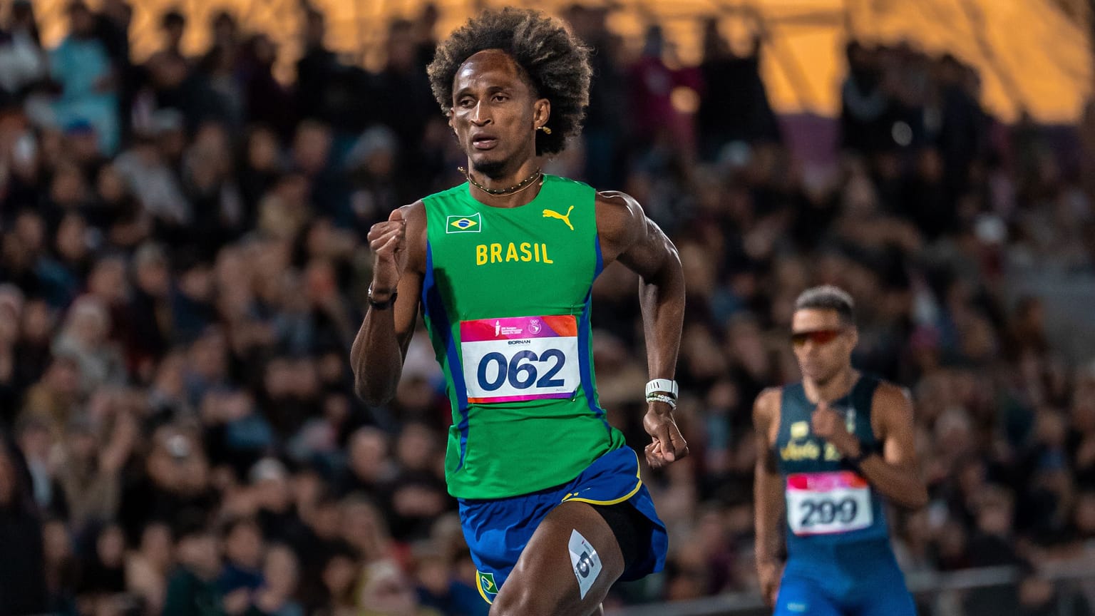Dos Santos, Weil and Bonfim shine at start of South American Games:

Alison dos Santos delighted the crowd with two meeting records, while Caio Bonfim and Martina Weil also impressed during the first two days of athletics at the South American Games